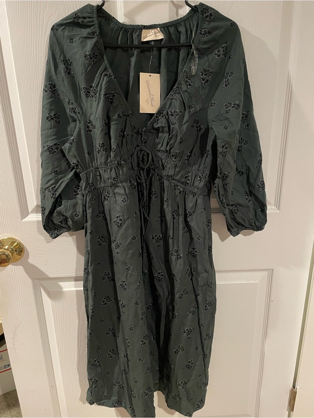 Universal Thread Dark Green Embroidered Midi Dress